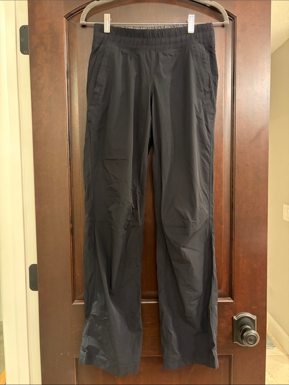 Lululemon  *Vintage* Women’s Black Dog Walking Pants (Lined)